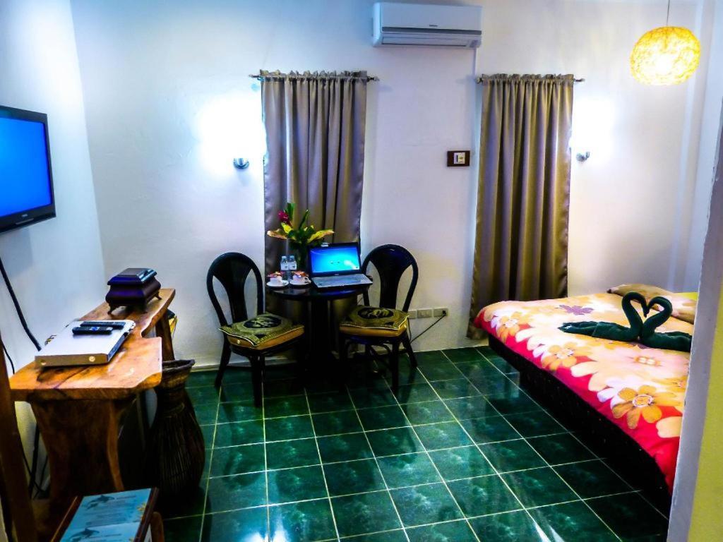 Alta Cebu Resort Esterno foto