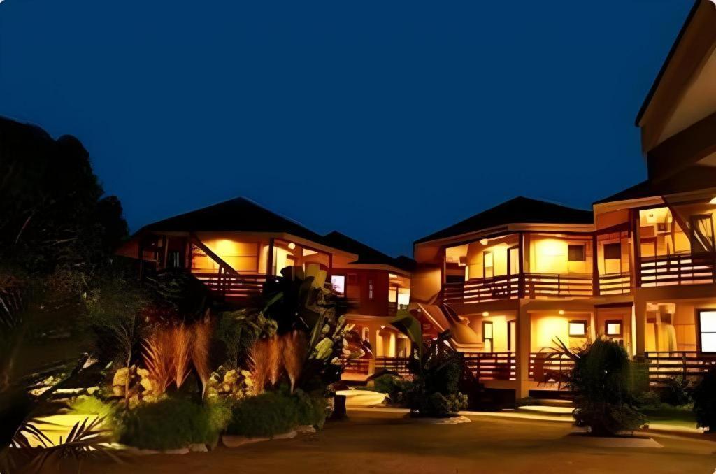 Alta Cebu Resort Esterno foto
