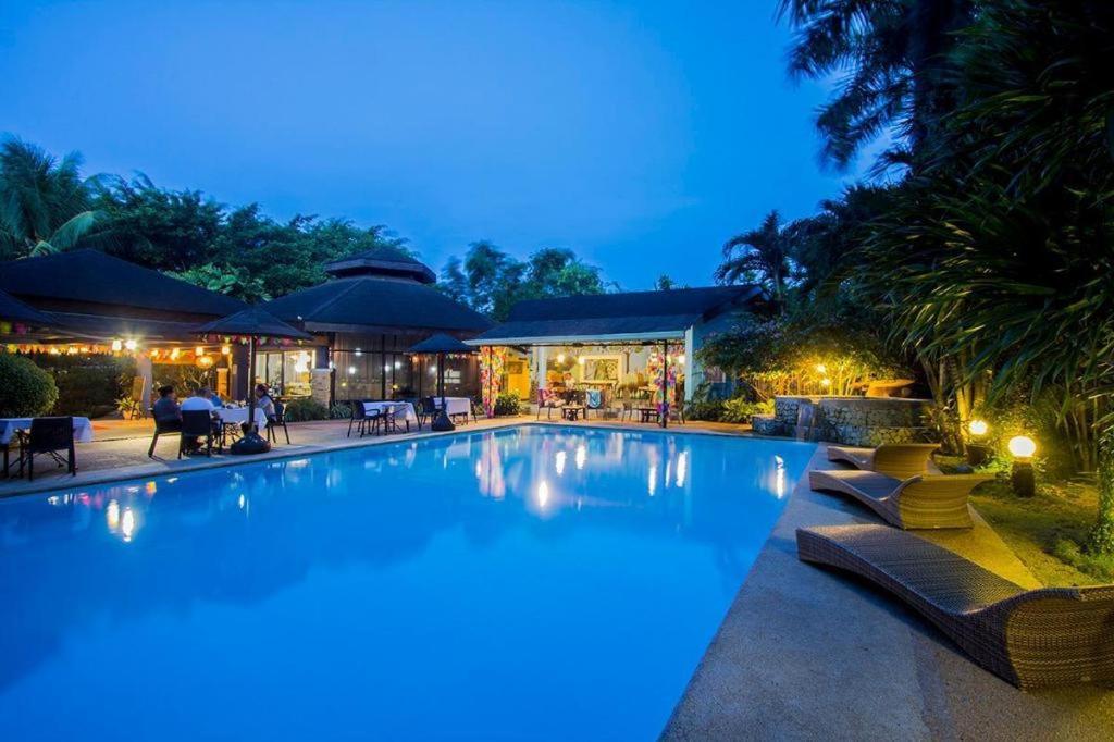 Alta Cebu Resort Esterno foto