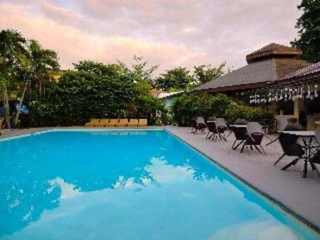 Alta Cebu Resort Esterno foto